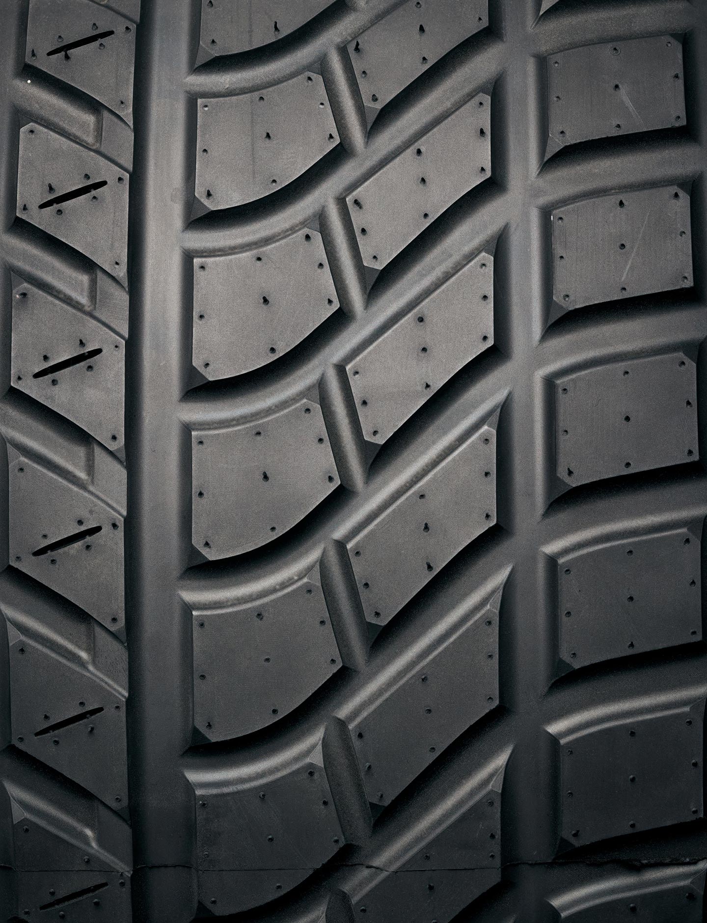 Pirelli x iXOOST speaker