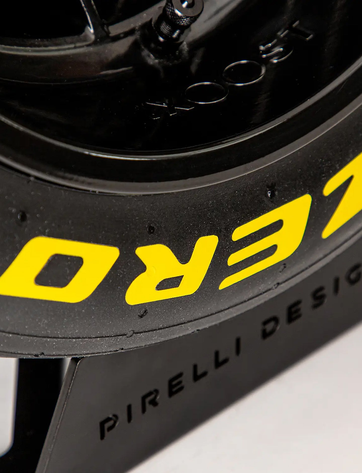 Pirelli x iXOOST speaker