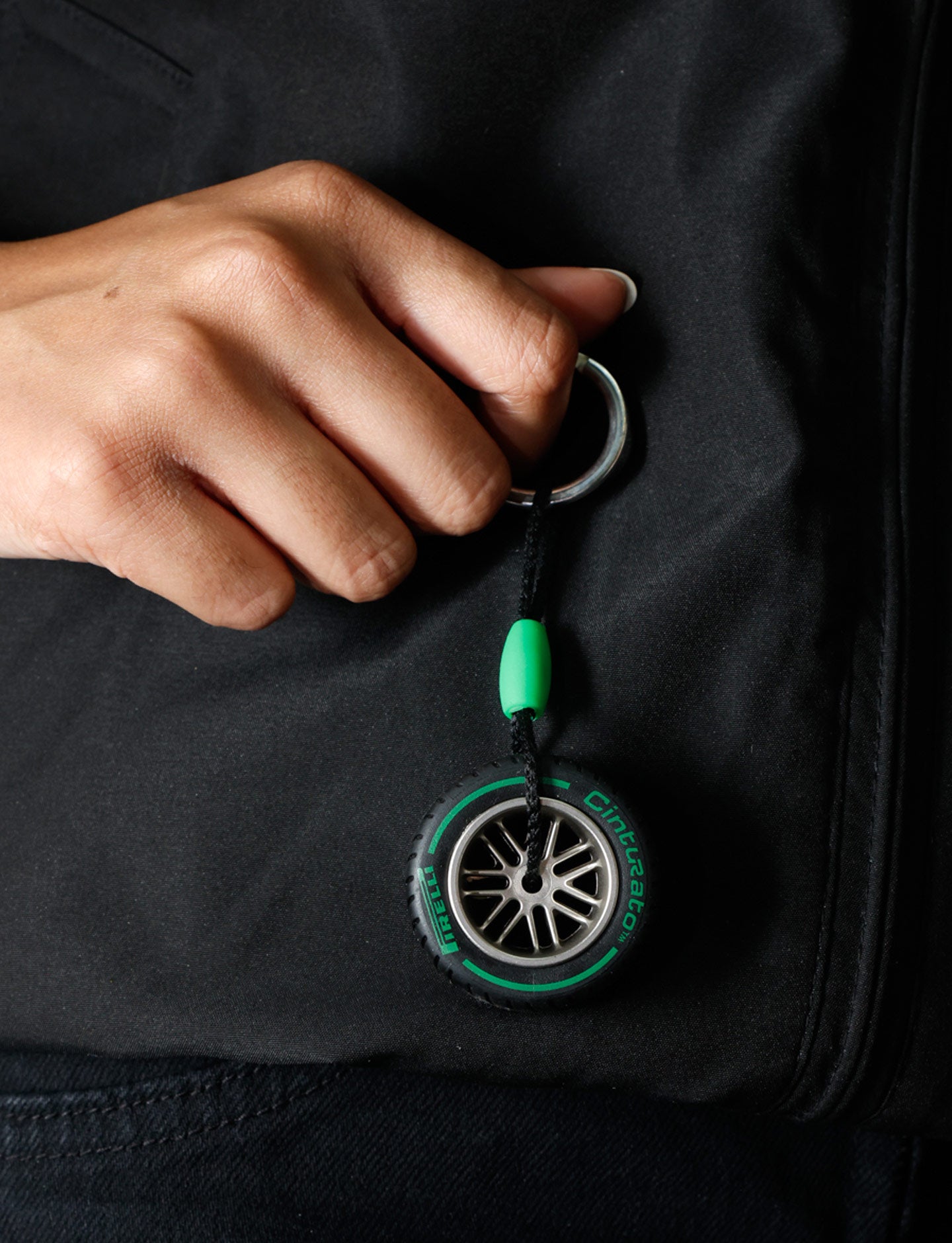Pirelli Intermediate Tyre Keyring - Verde