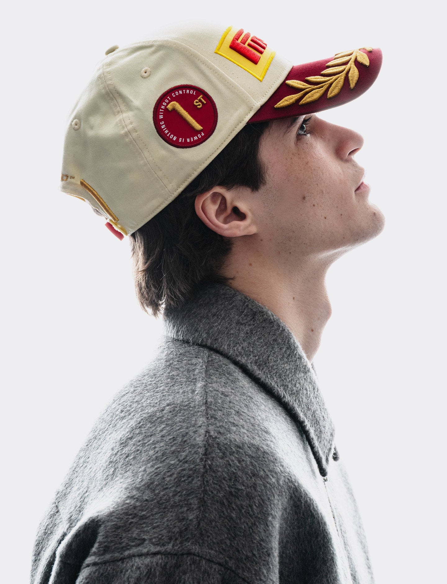 Man wearing a Pirelli Monaco Podium Cap F1® 